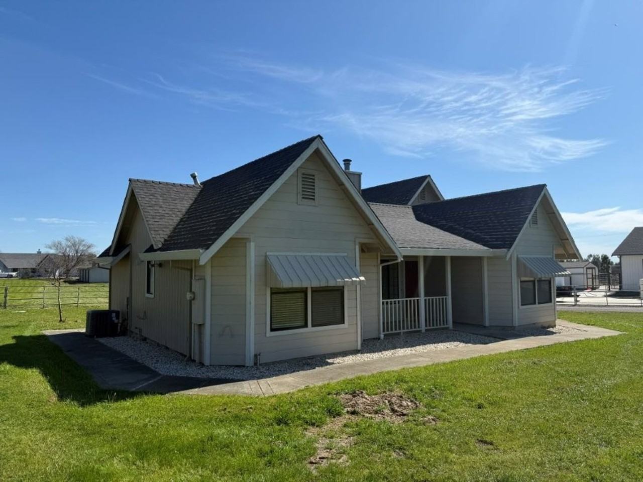 7420 Clement Rd - Photo 2 of 50