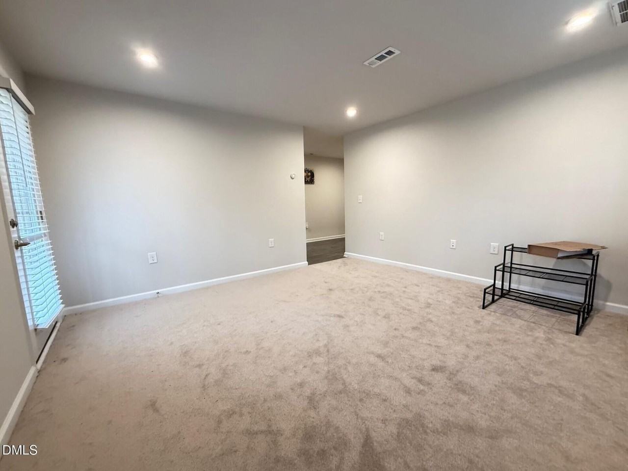 936 Channing Park Cir - Photo 4 of 31