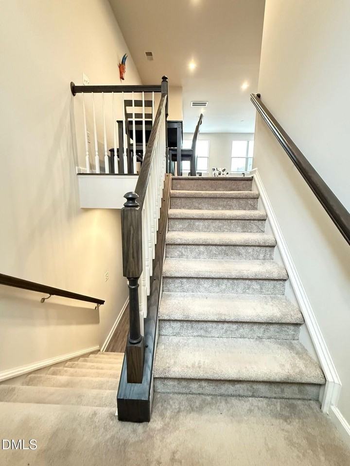 936 Channing Park Cir - Photo 6 of 31