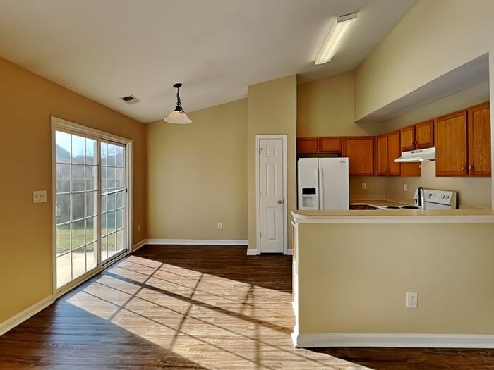 2921 Deep Cove Dr Nw - Photo 6 of 23