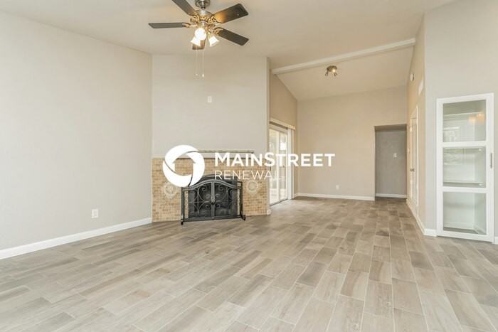 4209 Driscoll Dr - Photo 2 of 16