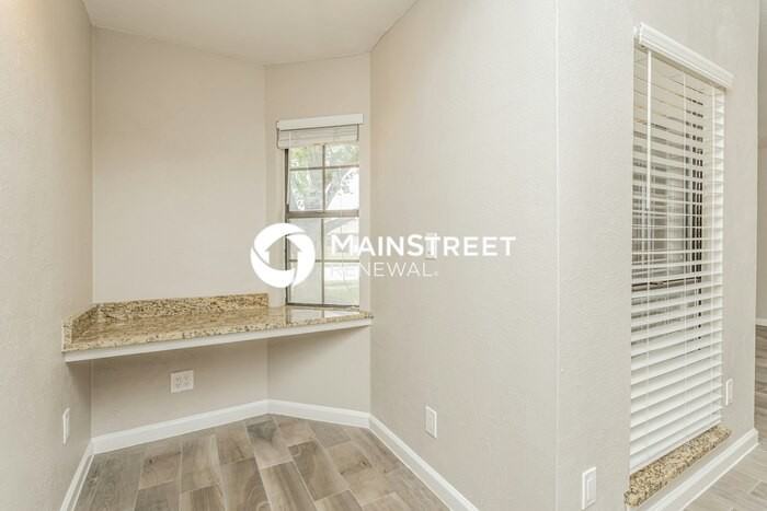 4209 Driscoll Dr - Photo 5 of 16