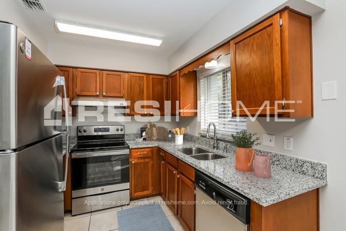 2368 Justy Way - Photo 2 of 18