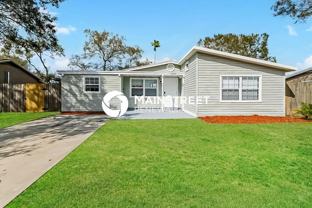 1545 76th Ave N - Photo 1 of 1