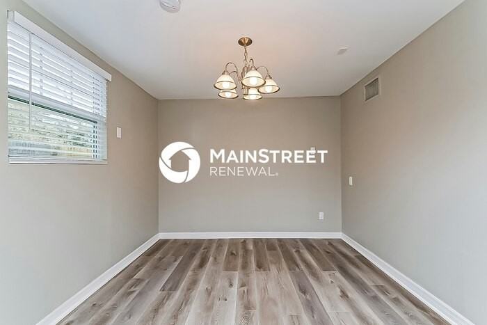 1545 76th Ave N - Photo 6 of 15