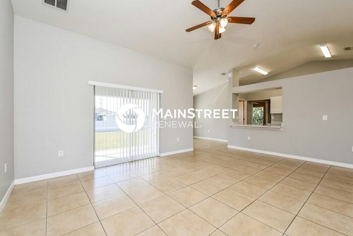 3317 20th St W - Photo 4 of 16