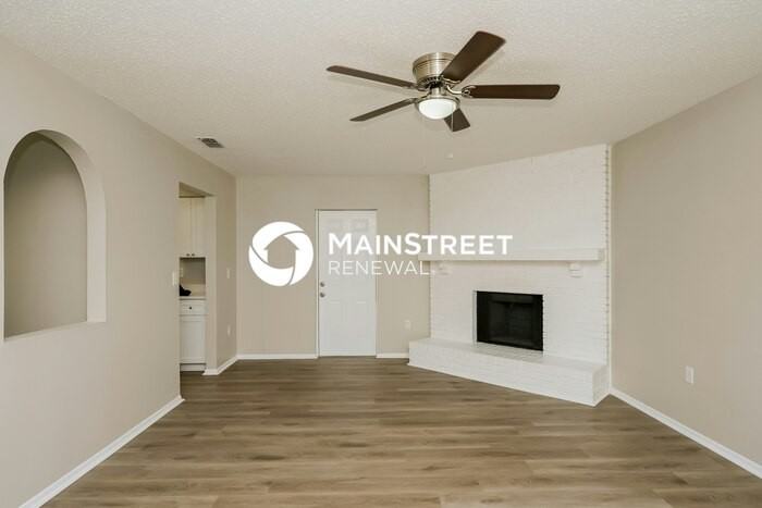 3761 Willow Wisp Dr N - Photo 3 of 16