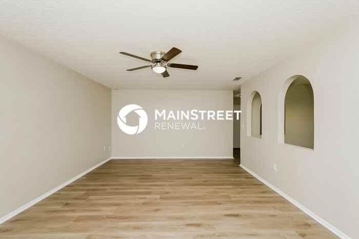 3761 Willow Wisp Dr N - Photo 4 of 16