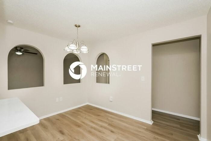 3761 Willow Wisp Dr N - Photo 5 of 16