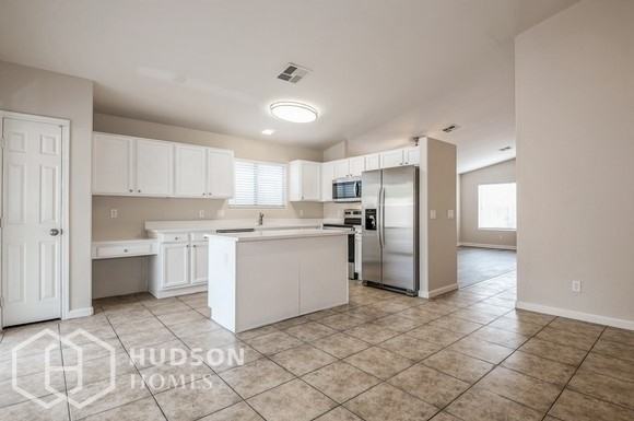 3006 W Melinda Ln - Photo 7 of 20