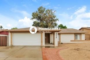 2414 W Redfield Rd - Photo 1 of 1