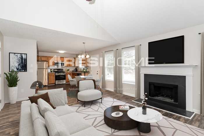 5380 Sand Bar Ln - Photo 4 of 18