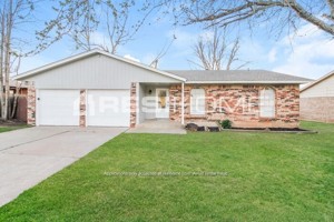 featured image of 405 Lotus Ave