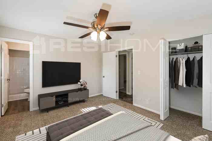 4199 Colony East Dr - Photo 7 of 17