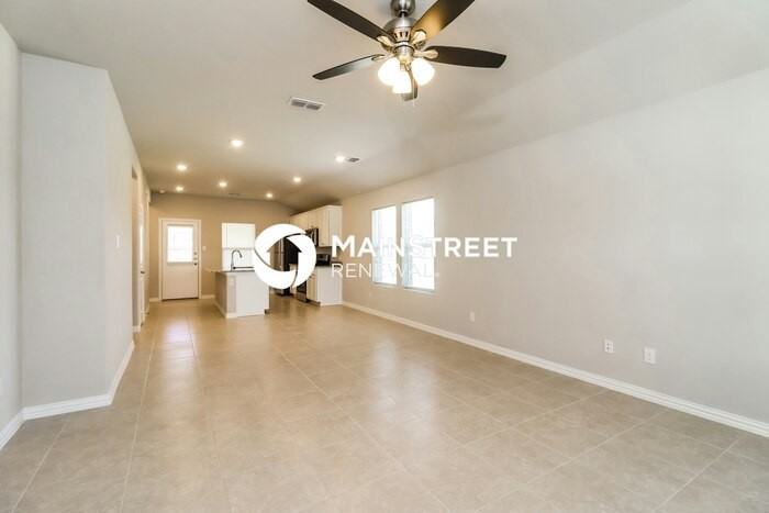 6333 Armadillo Ct - Photo 3 of 16