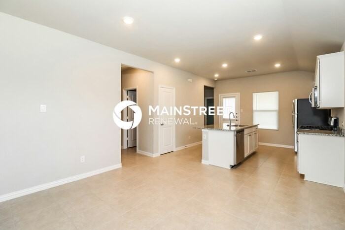 6333 Armadillo Ct - Photo 5 of 16