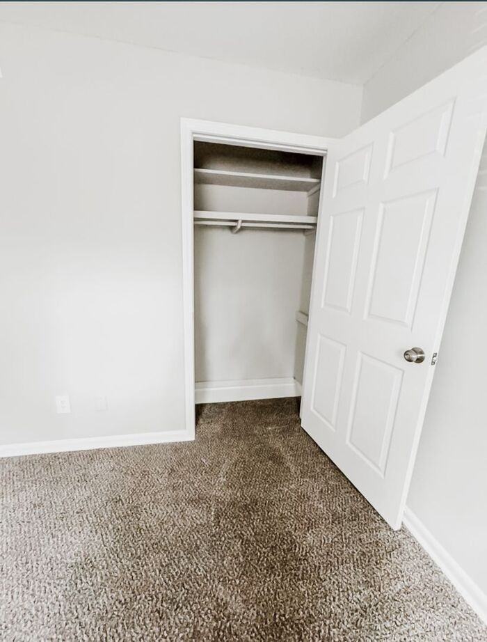 2006 Northlake Pkwy #2006-04 - Photo 6 of 43