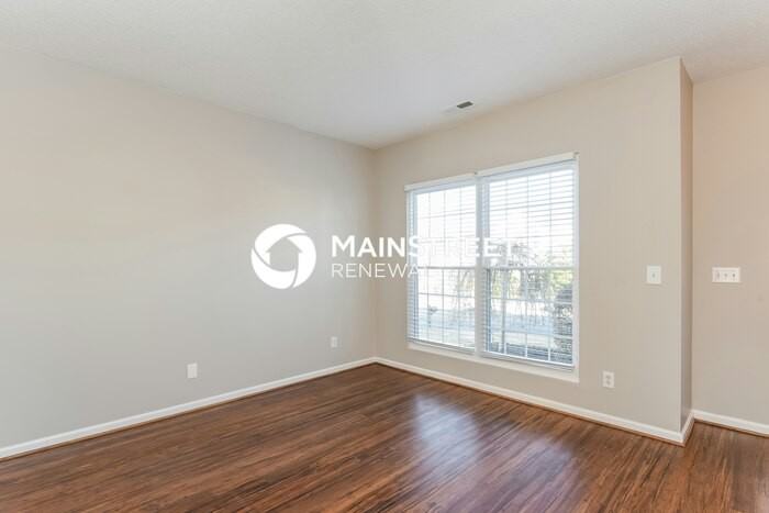 221 Purple Leaf Rd - Photo 4 of 17