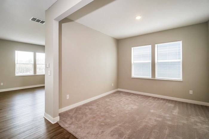 4796 W Mineral Ln - Photo 5 of 12