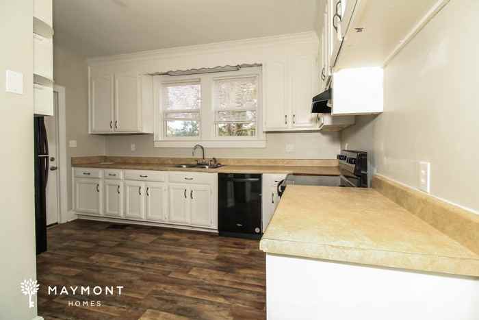 406 Hillcrest Ave - Photo 7 of 12