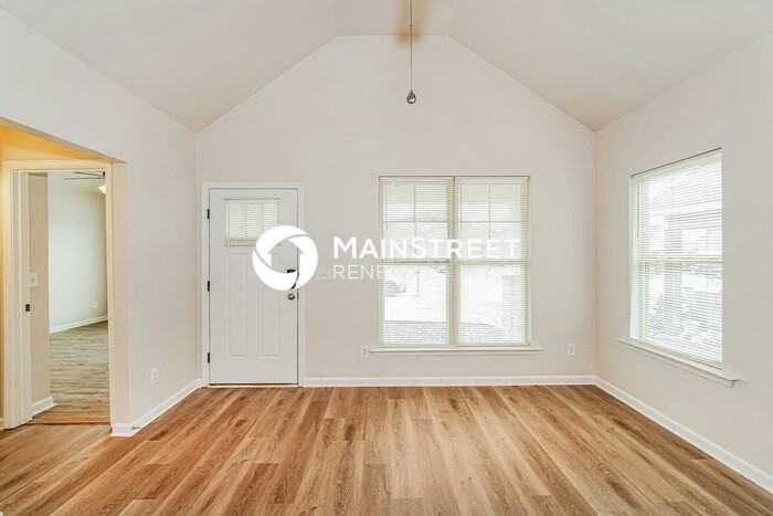 40 Cedar Rdg - Photo 4 of 18