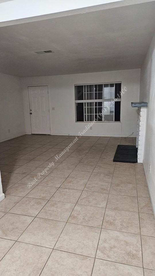 40712 179th St E - Photo 2 of 18