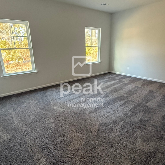 106 Founders Dr - Photo 3 of 18