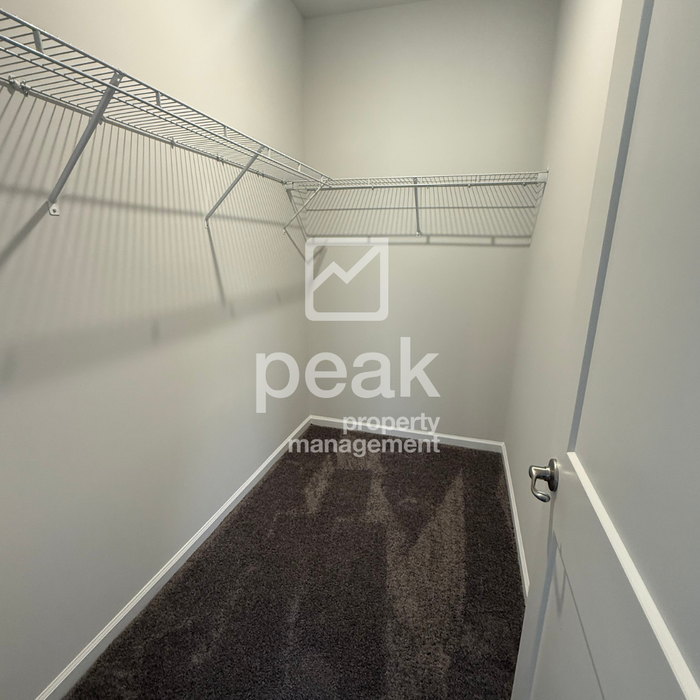 106 Founders Dr - Photo 5 of 18