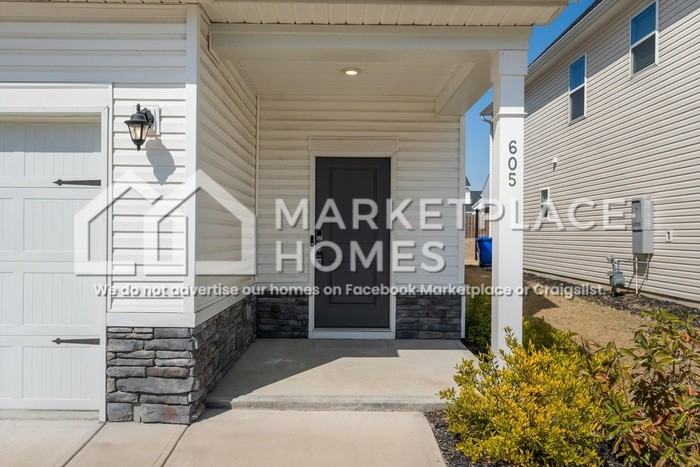 605 Count Fleet Ct - Photo 4 of 48