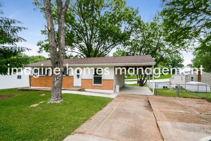 4340 Kym Dr - Photo 3 of 14