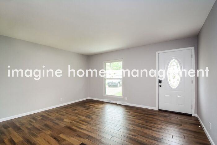 4340 Kym Dr - Photo 4 of 14