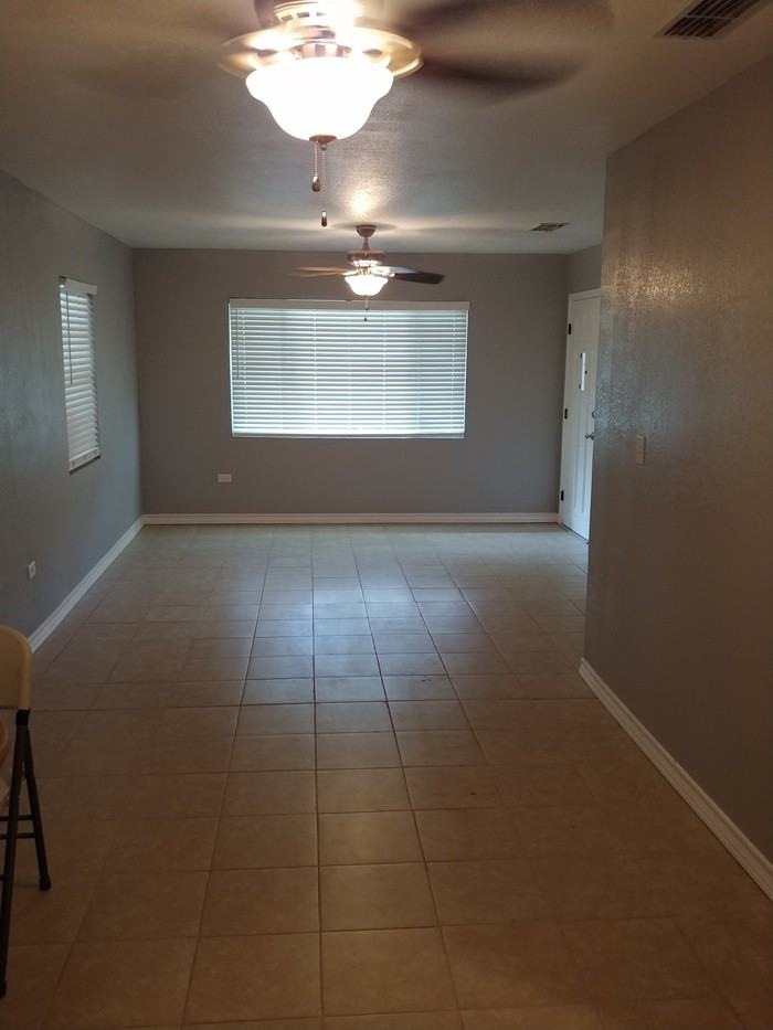 1421 W Madison Ave #A - Photo 2 of 7