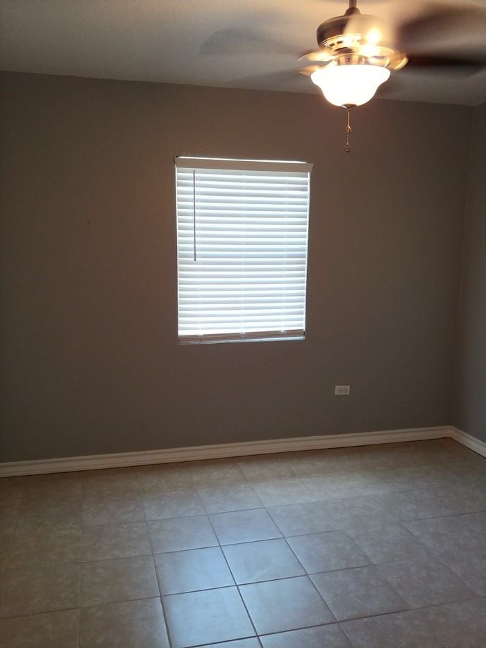 1421 W Madison Ave #A - Photo 5 of 7