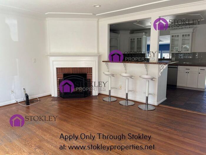 2427 Sycamore Ave - Photo 4 of 25