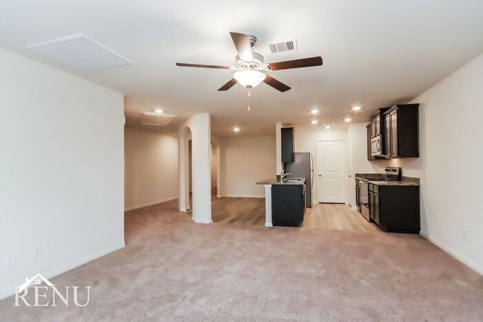 10506 Sweetwater Creek Dr - Photo 5 of 19