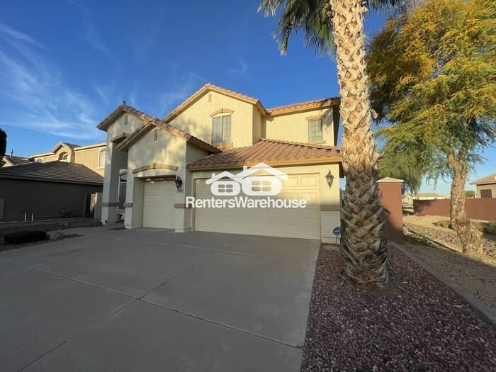 7026 S 57th Ave - Photo 2 of 21