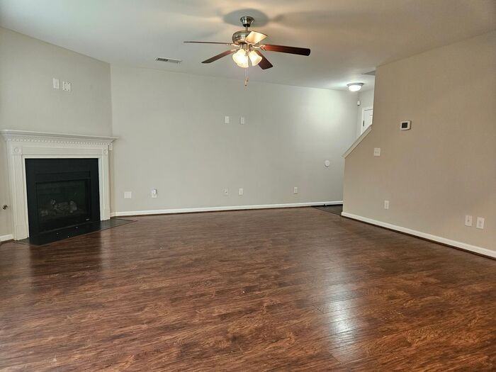 513 Colony Lakes Dr - Photo 4 of 24