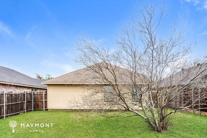 3905 Saddleback Dr - Photo 3 of 3