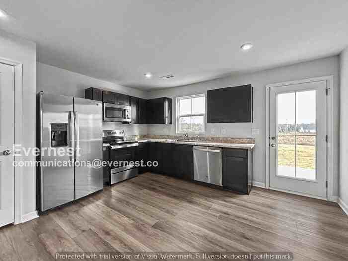 2005 Westchester Dr - Photo 3 of 18