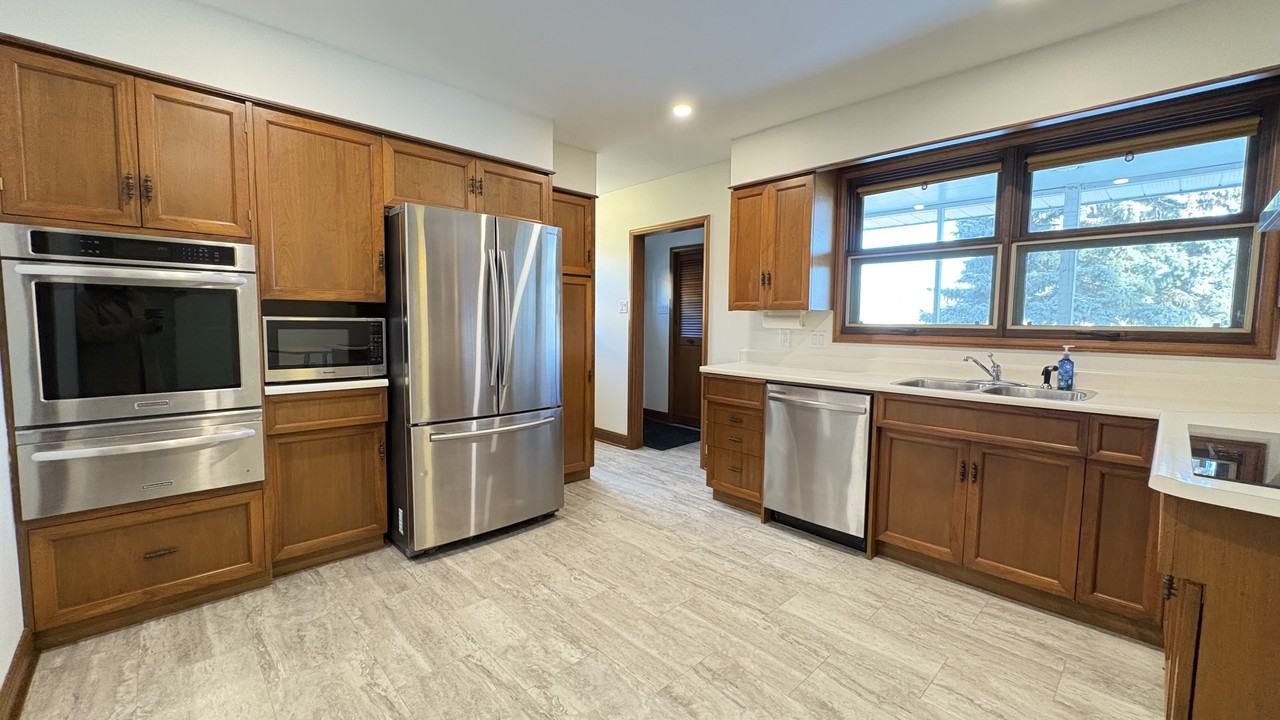 11 Meadowlark Place - Photo 7 of 20