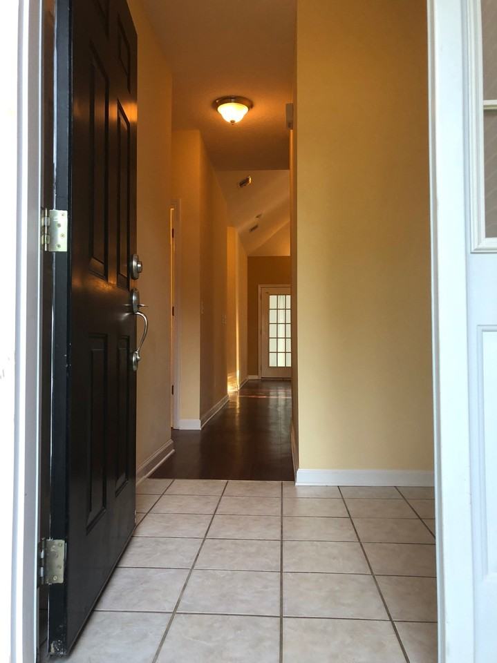 1203B Buckhead Ct #NA - Photo 3 of 19