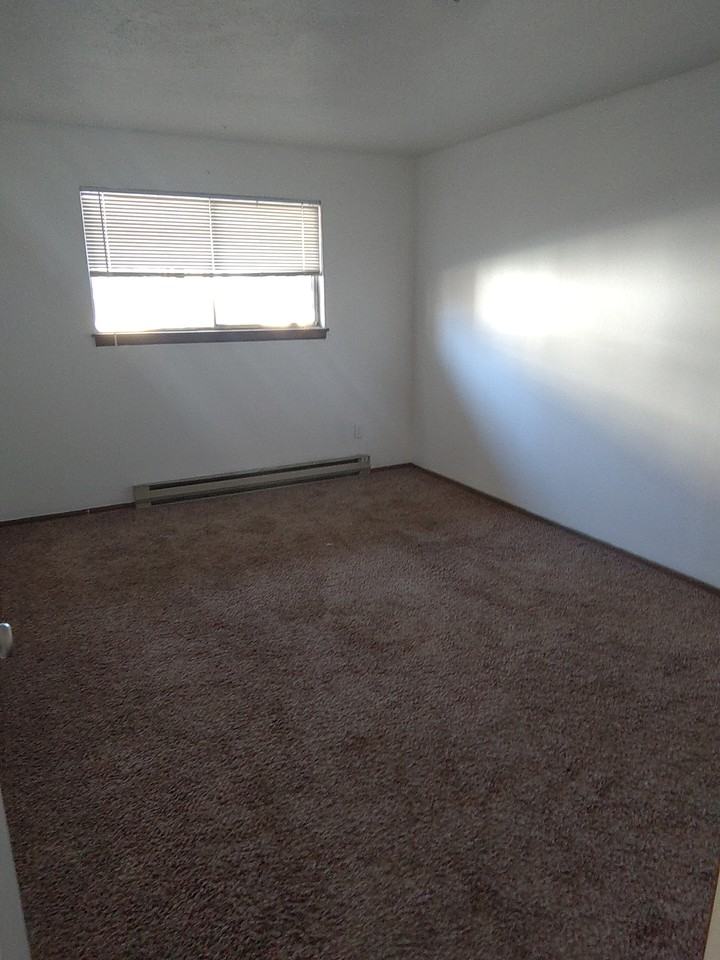 2126 W Pacific Ave #205