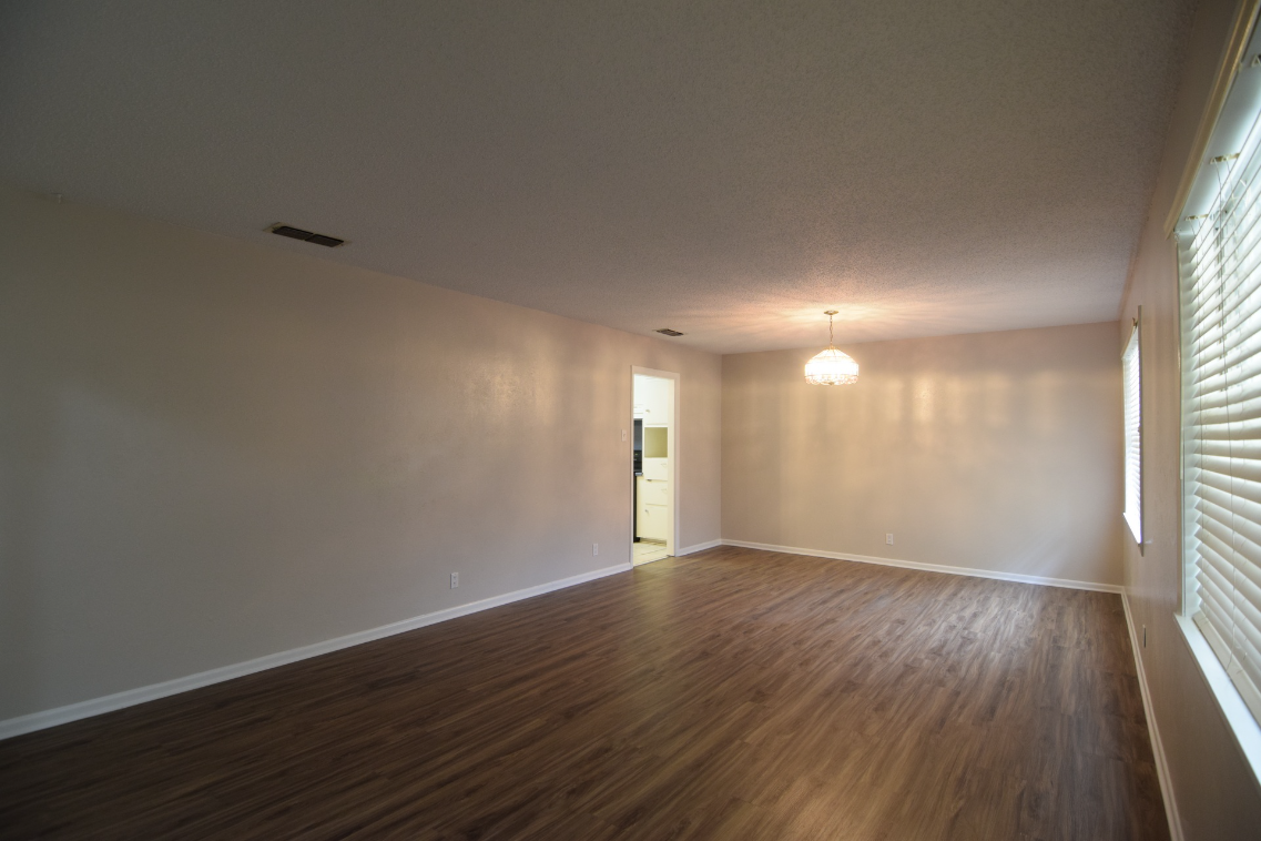 3018 Creasey Dr #NA - Photo 6 of 17