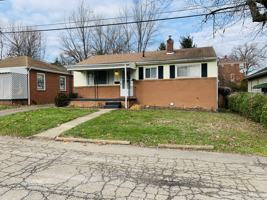 featured image of 1325 Vermont Pl Ne #NA