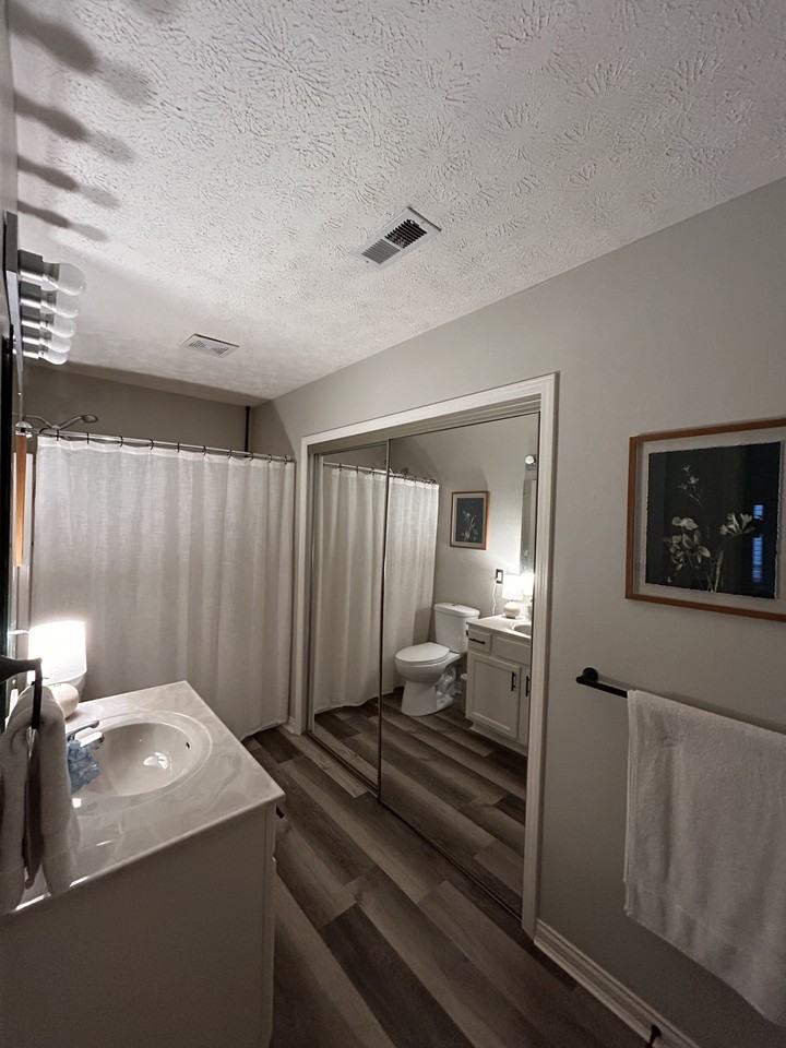 9646 Cayes Dr #NA - Photo 6 of 8