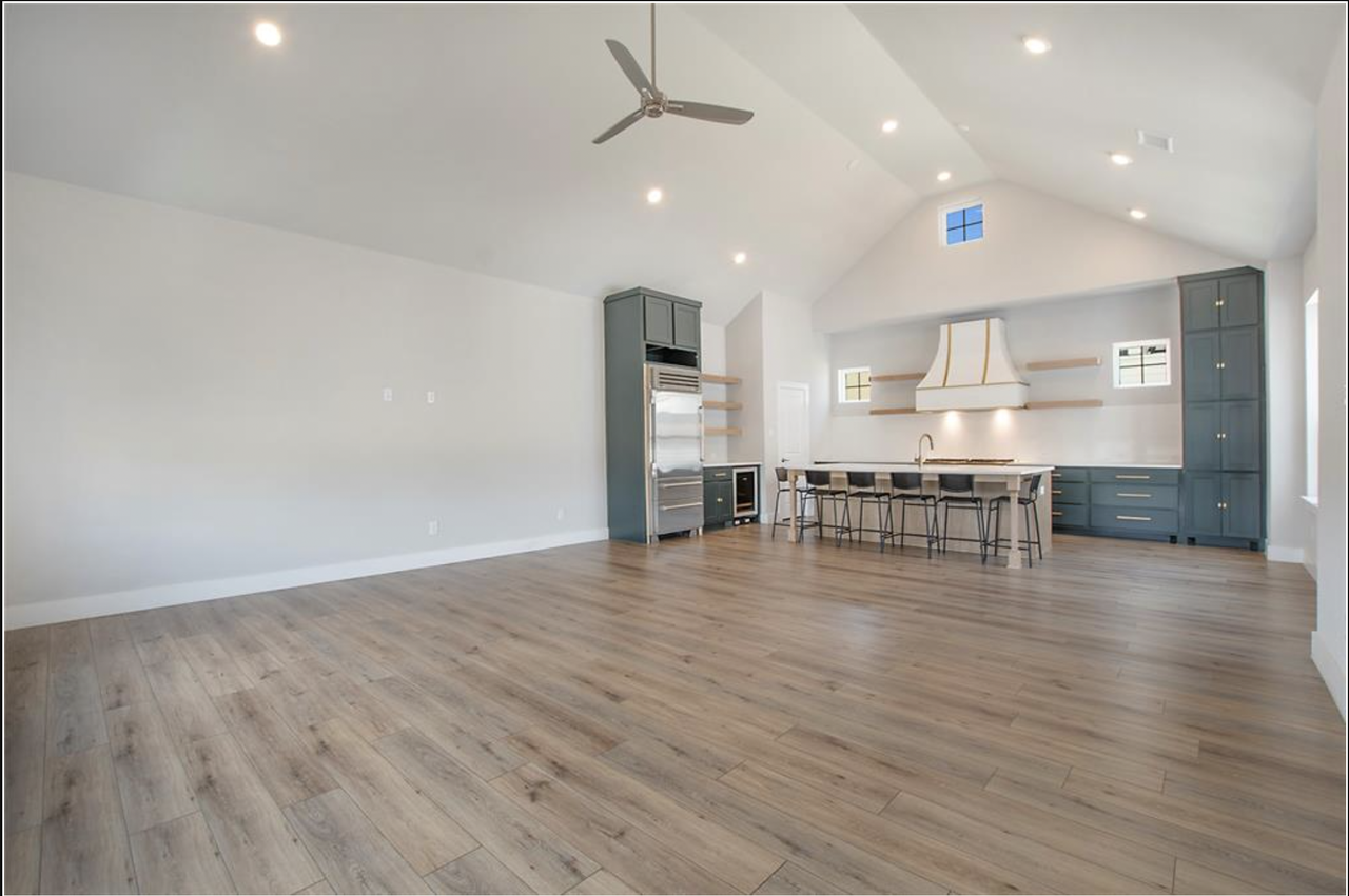 1005 Cavour Pl #1 - Photo 7 of 30