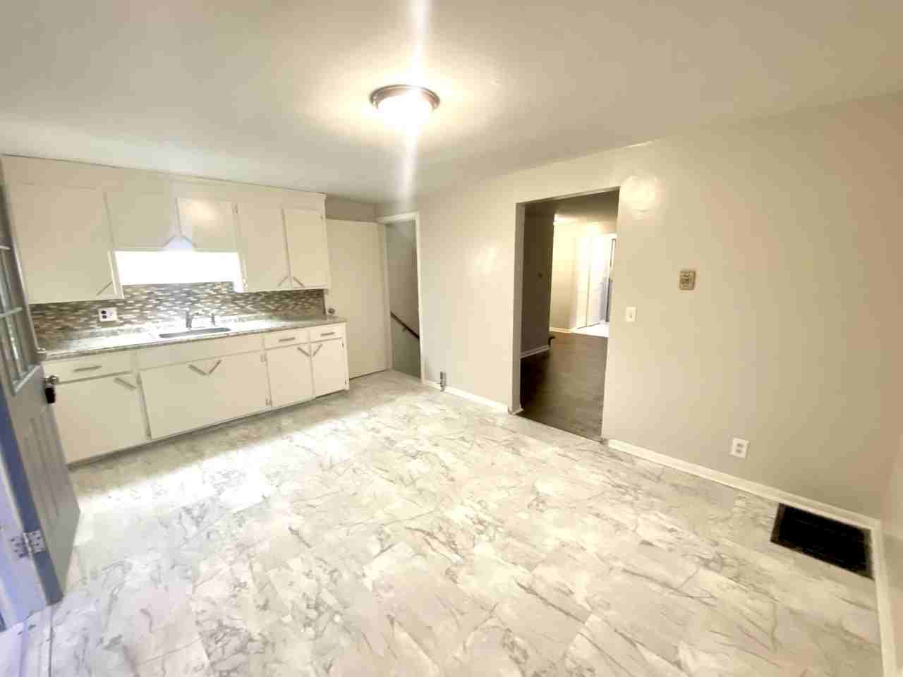 3523 Bailey St Nw #3523 - Photo 4 of 16