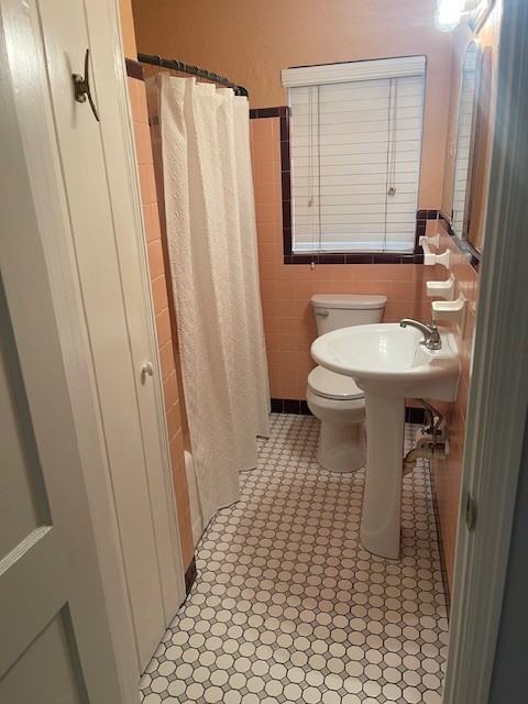 2042 Rose St - Photo 7 of 8