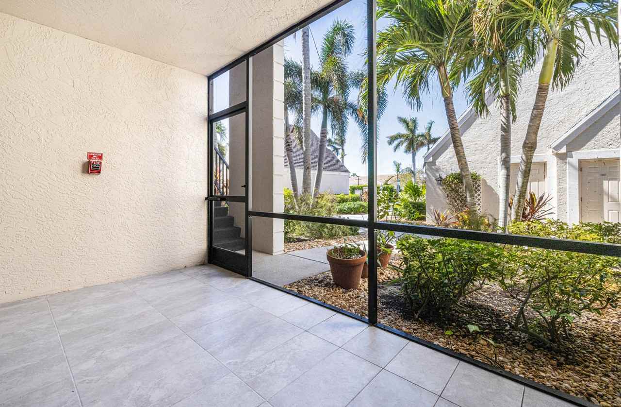 16321 Kelly Woods Dr #182 - Photo 3 of 25