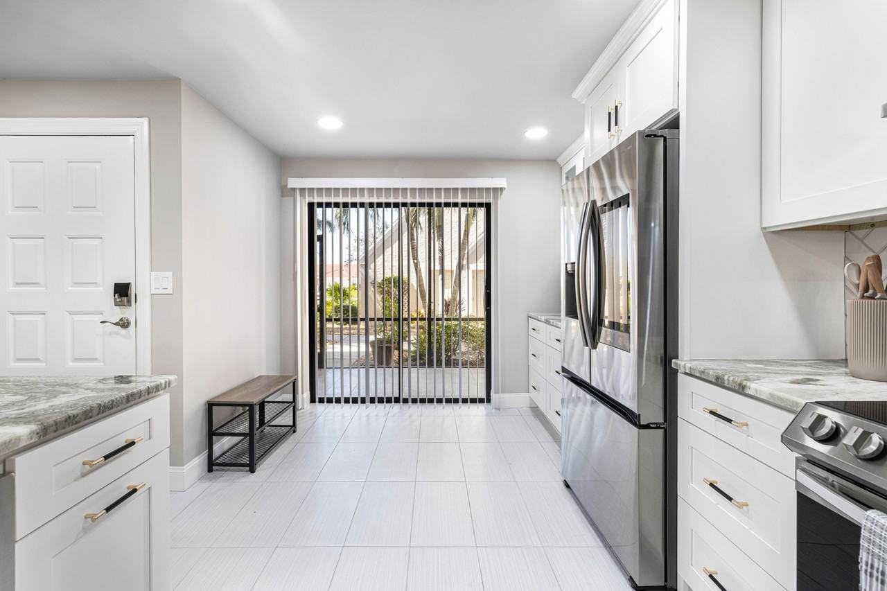 16321 Kelly Woods Dr #182 - Photo 6 of 25